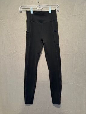 Form High-Waist Black Leggings with Side Pockets